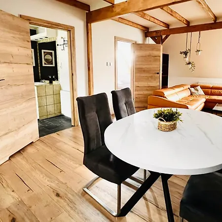 Dwupoziomowy Bali Lägenhet *